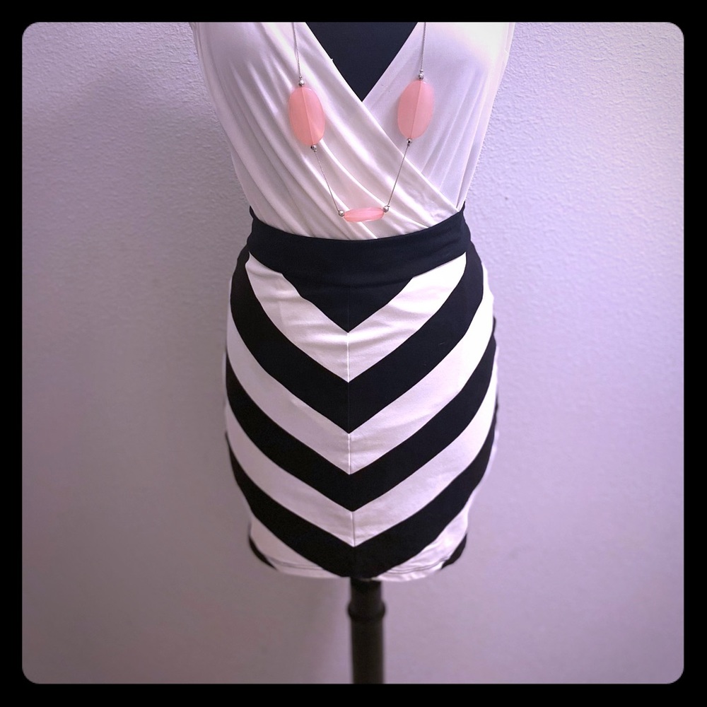 Bebe striped mini skirt. Barbie Season!